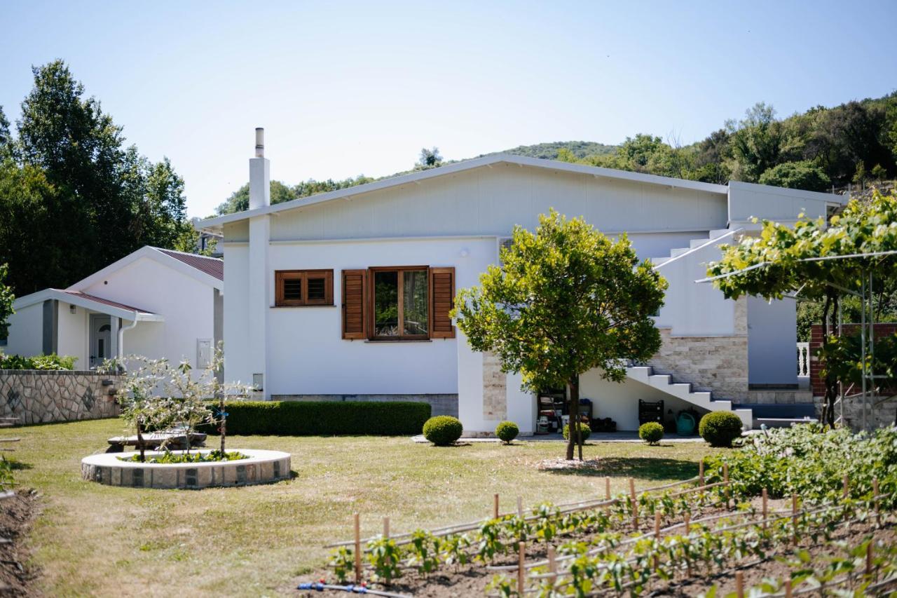 Markovic Village Apartments Ulcinj Buitenkant foto